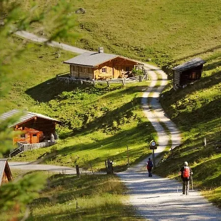 Holiday home Betovering Van De Levenskracht